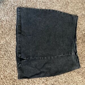 Wild Fable Stretchy black jean skirt size 6